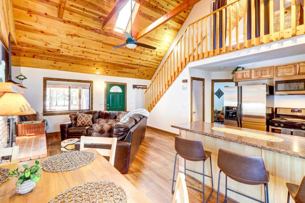 Lakeside Cabin Rental With Hot Tub - Close To Hiking Pinetop-Lakeside Ngoại thất bức ảnh