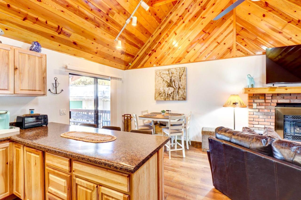 Lakeside Cabin Rental With Hot Tub - Close To Hiking Pinetop-Lakeside Ngoại thất bức ảnh