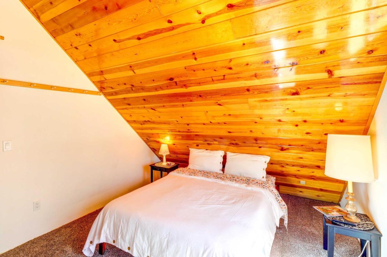 Lakeside Cabin Rental With Hot Tub - Close To Hiking Pinetop-Lakeside Ngoại thất bức ảnh