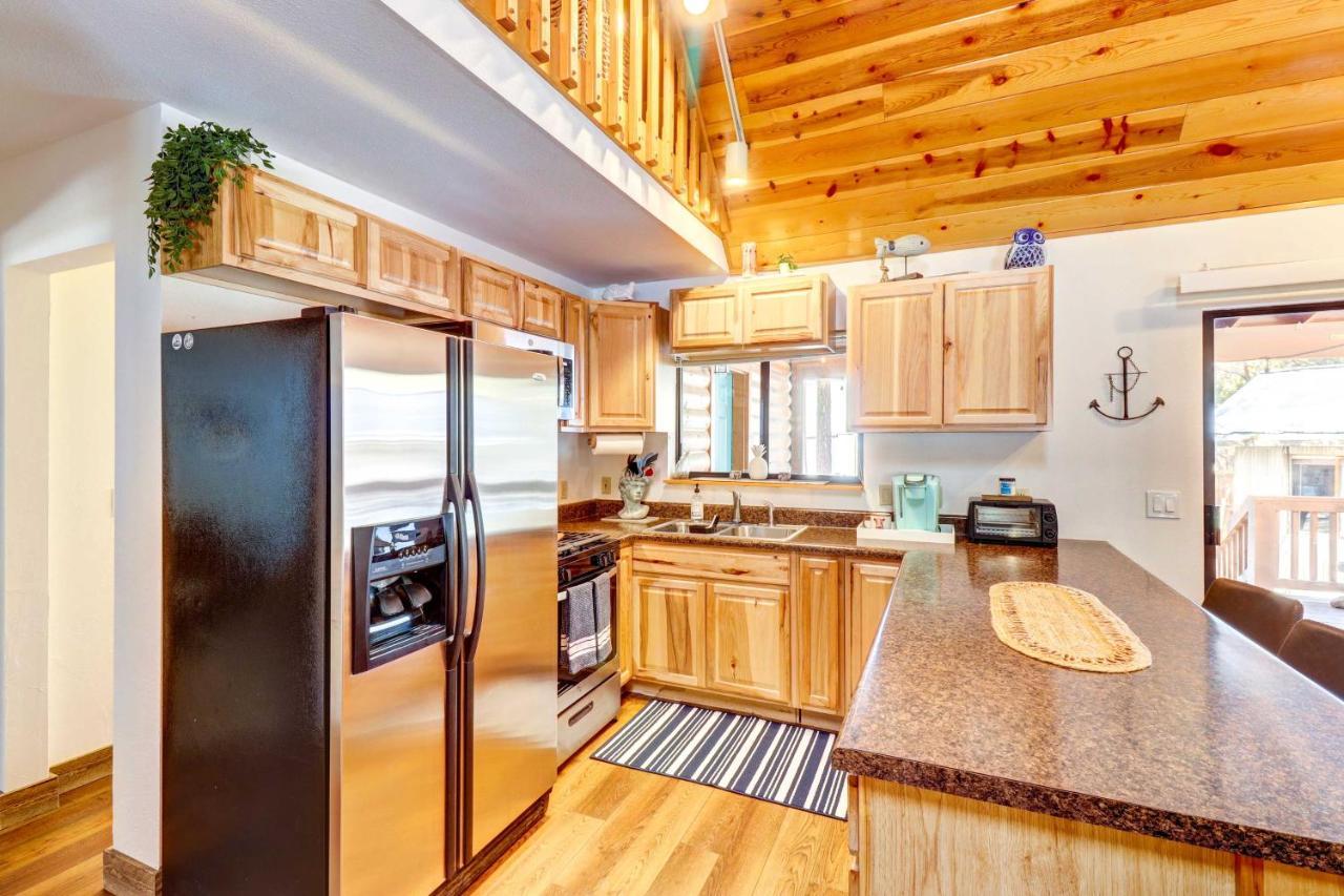 Lakeside Cabin Rental With Hot Tub - Close To Hiking Pinetop-Lakeside Ngoại thất bức ảnh